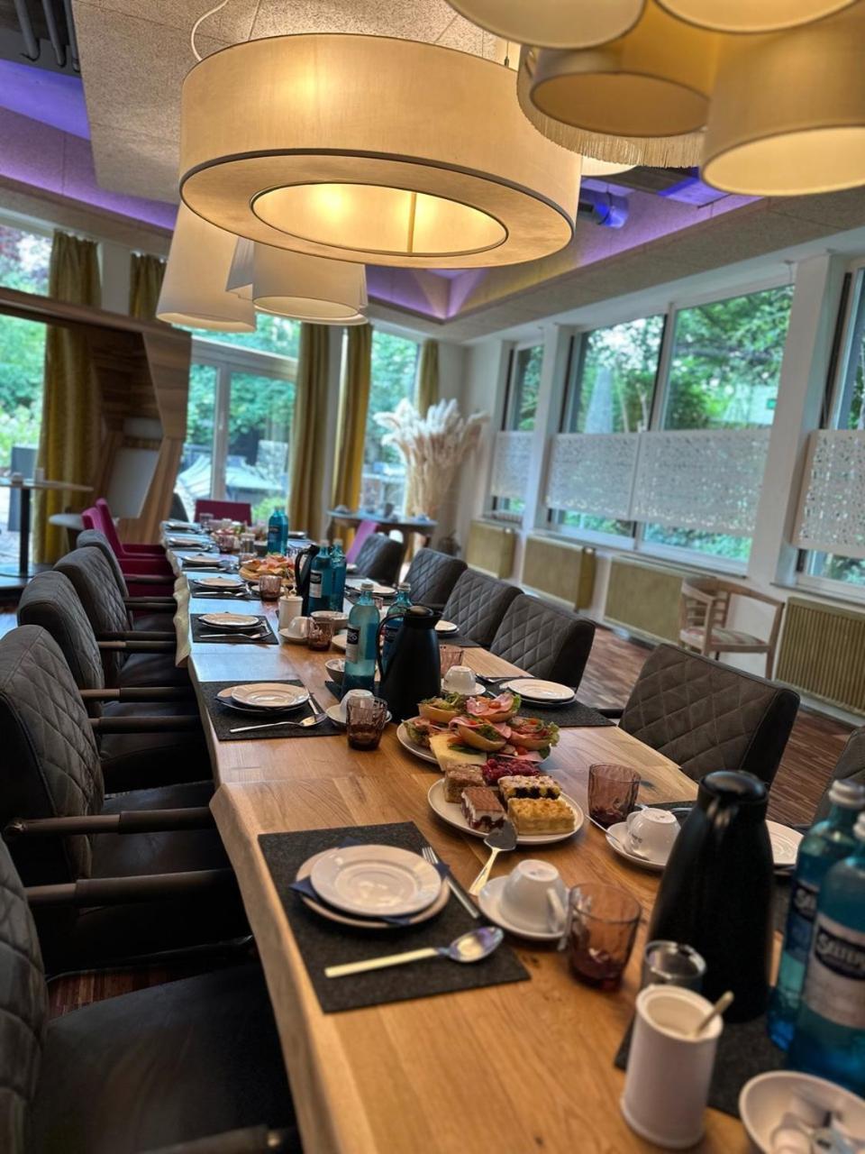 Hotel Ambiente ดอร์ทมุนด์ ภายนอก รูปภาพ